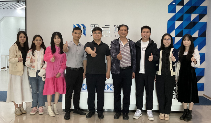 0-合照_WPS圖片.jpg 0-合照_WPS圖片.jpg